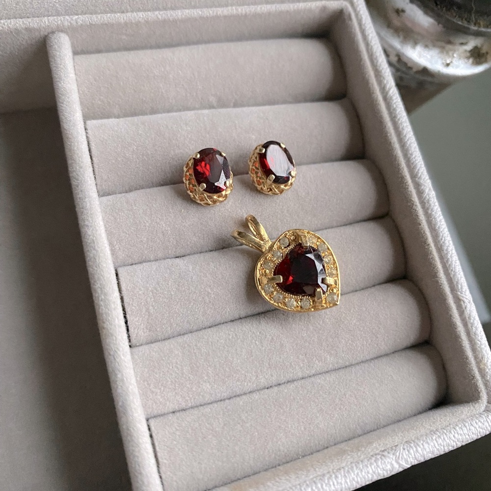 Heart cut lab created red garnet pendant & matching earrings set.